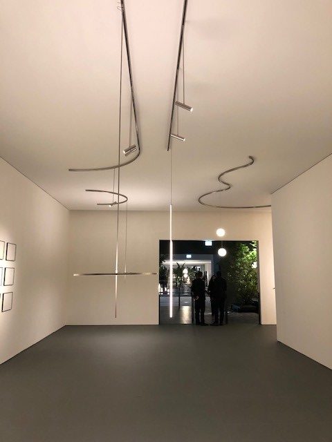 FIERA会場、FLOSの新作、MY CIRCUIT、デザイナーはMichael Anastassiades