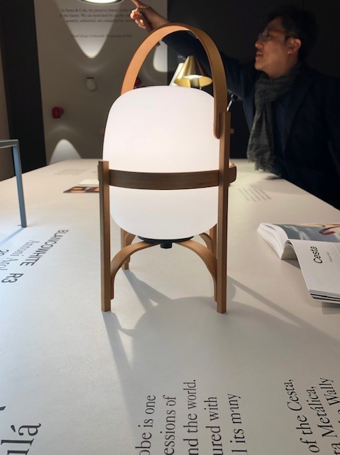 MILANO SALONE 2019 EUROLUCE、Santa&Cole、CESTITA BATERIA