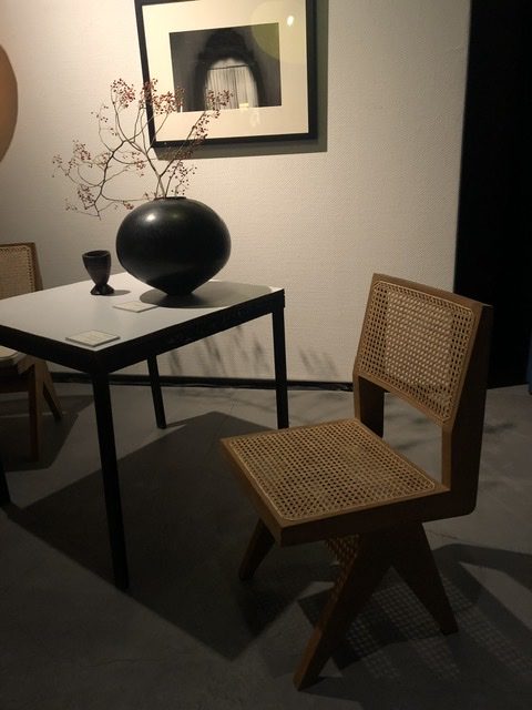 ピエールジャンヌレの家具とアートのある暮らし展