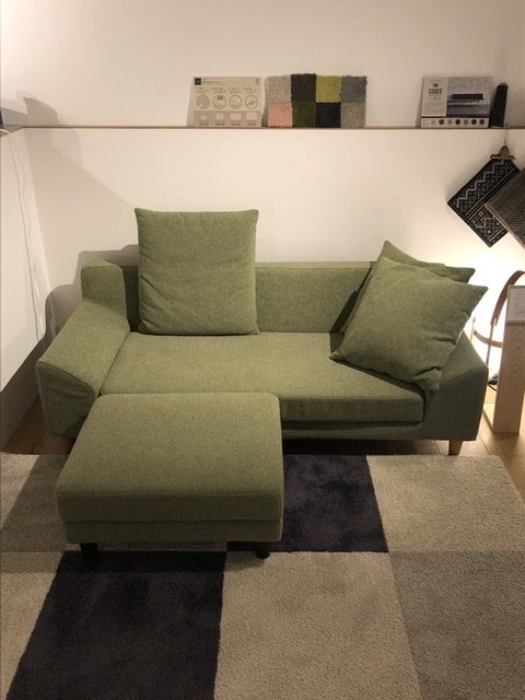 HAREM中目黒店、設計ひとともり、ロースタイルソファ、LOHAS SOFA