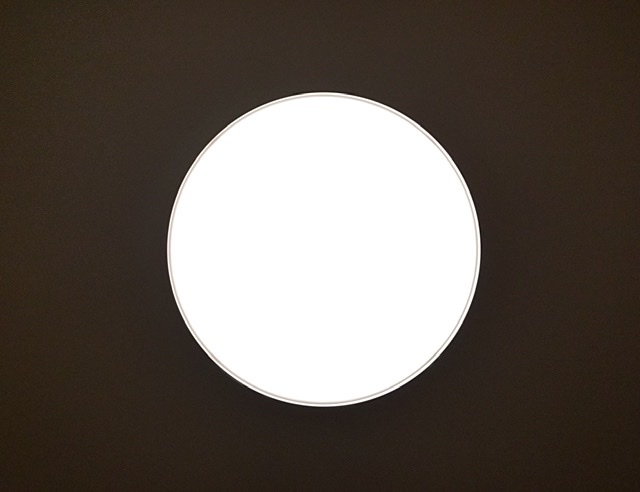 FLOS CLARA by Piero Lissoni、Super flat ceiling lamp