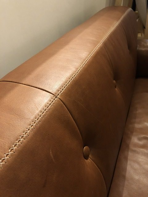 HAREM中目黒店、設計ひとともり、ロースタイルソファ、MAROON SOFA