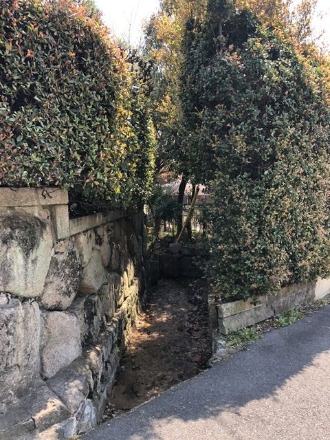 白鶴美術館新館、神戸市東灘区住吉山手、住吉川沿い、散策