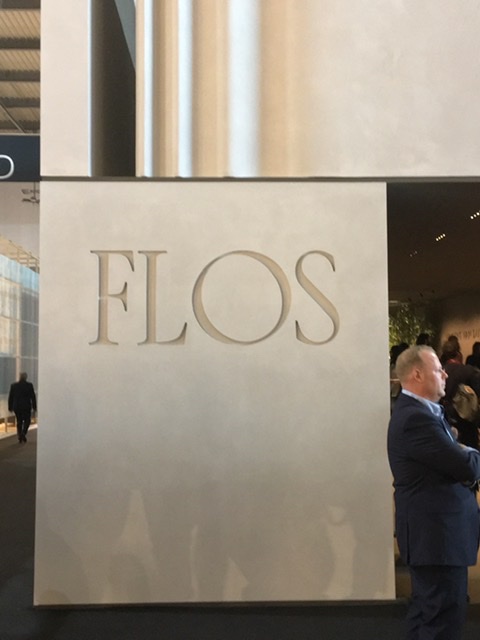 FLOSの展示ブース イタリア ミラノ MILANO SALONE 2017 FIERA会場