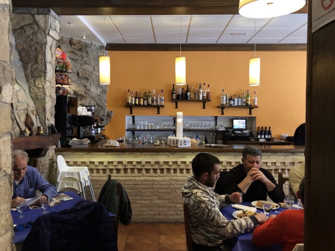 アルバラシン　Albarracín　スペイン　中世の街　スペイン旅行　ランチ　セット　旅レポ　食レポ