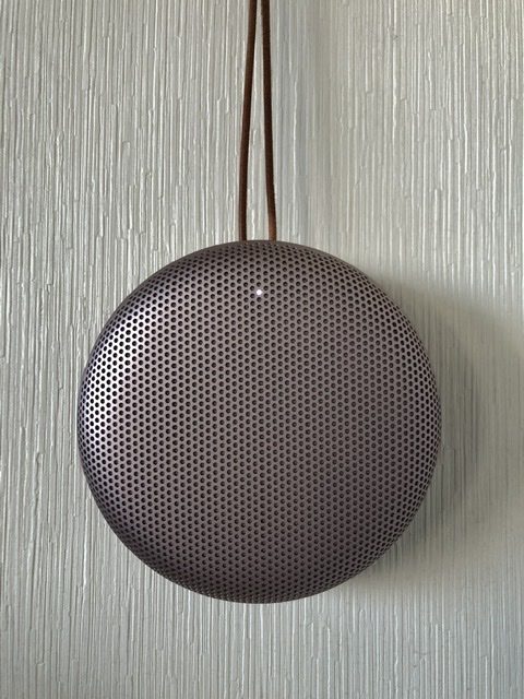 BANG&OLUFSEN Beosound A1 2nd Gen Pink Cecilie_Manz Denmark Danish_Design Bluetooth IP67 wireless_speaker portable