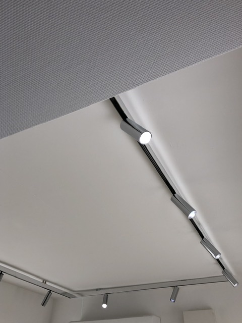 FLOS thetrackingmagnet architecturallighting spotlight