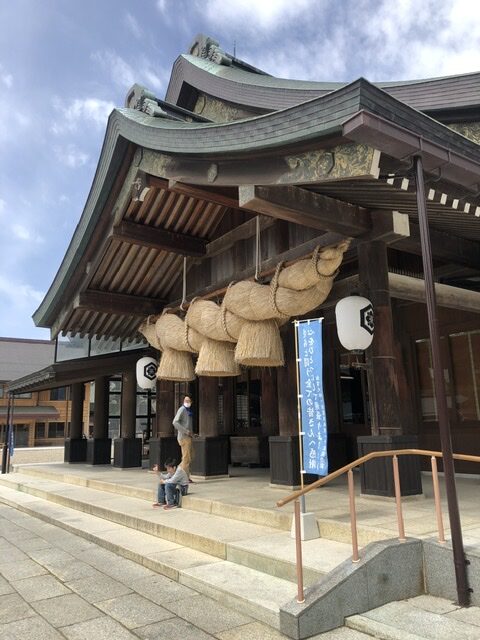 出雲大社 島根県 日本の聖地 高床式 参道 一泊旅行