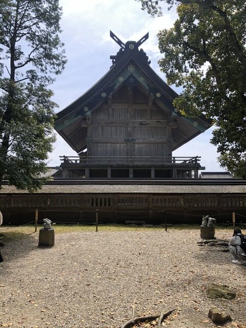 出雲大社 島根県 日本の聖地 高床式 参道 一泊旅行