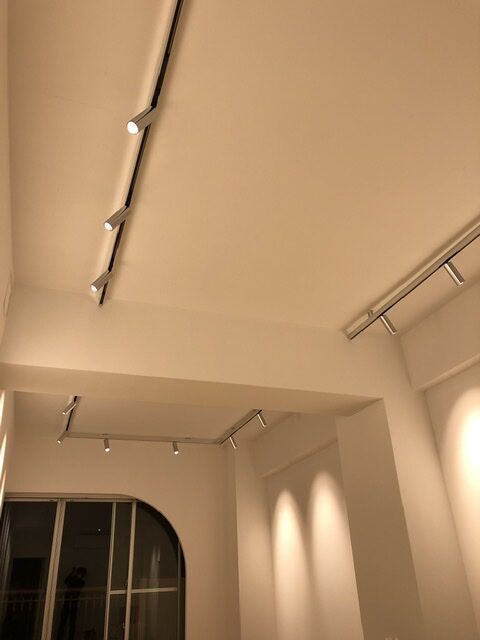 FLOS thetrackingmagnet architecturallighting spotlight