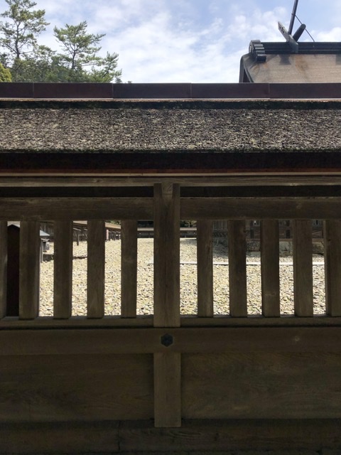 出雲大社 島根県 日本の聖地 高床式 参道 一泊旅行